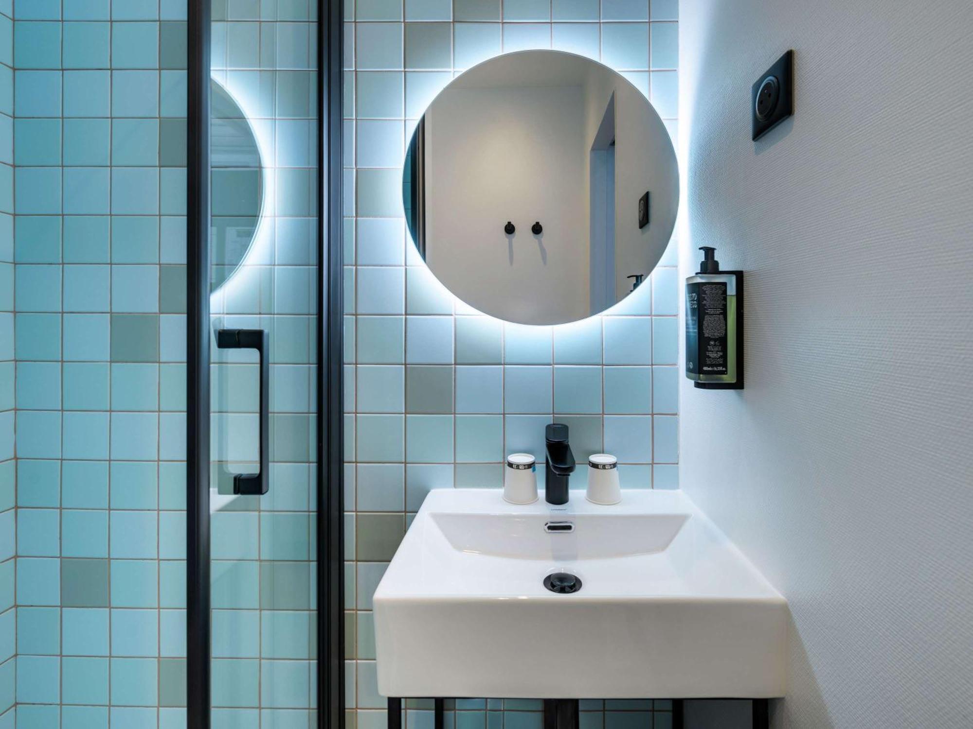 ibis Styles Paris Cadet Lafayette Hotel Eksteriør billede